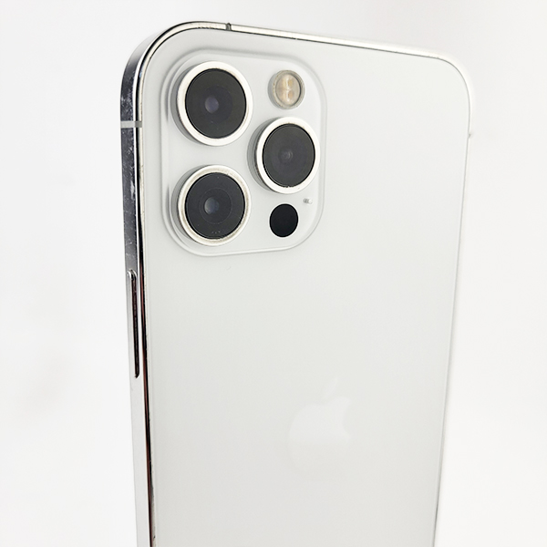 Apple iPhone 12 Pro 256GB Silver Б/У №2631 (Стан 8/10)