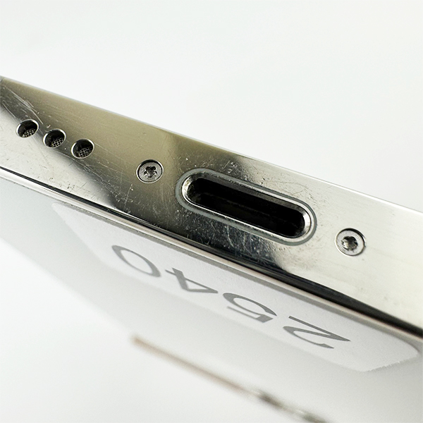 Apple iPhone 12 Pro 256GB Silver Б/У №2540 (Стан 8/10)