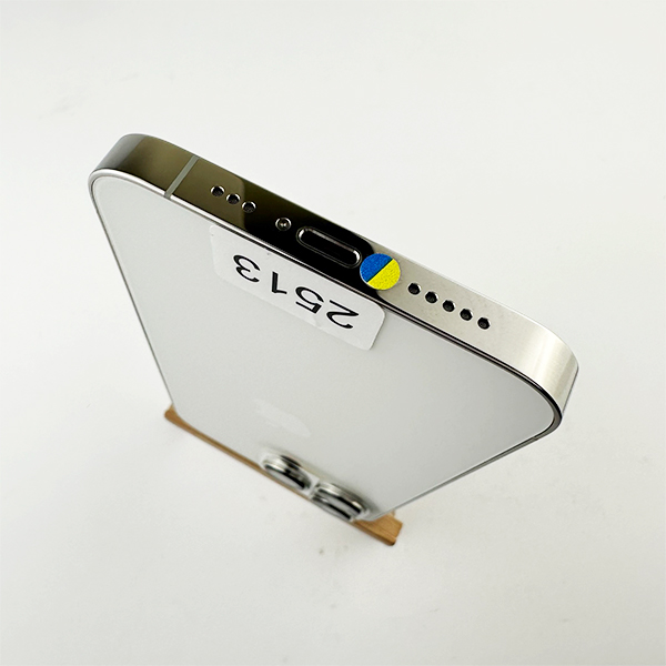 Apple iPhone 13 Pro 128GB Silver Б/У №2513 (Стан 8/10)