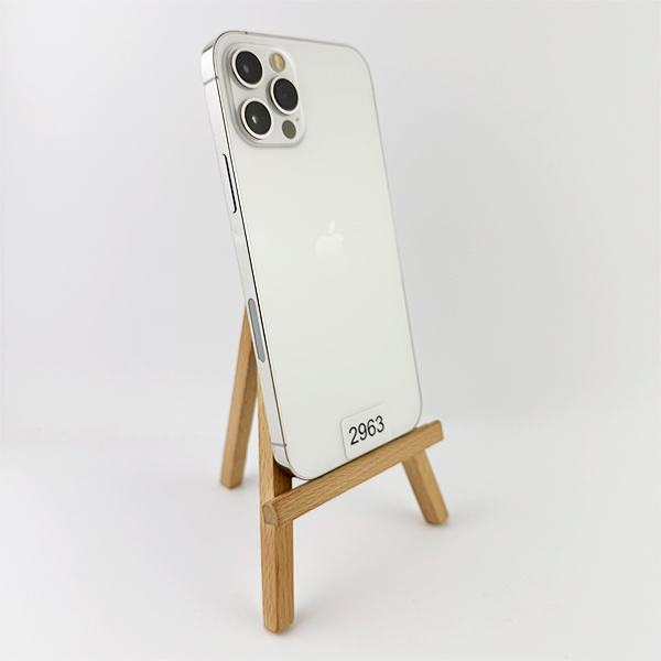 Apple iPhone 12 Pro 256GB Silver Б/У №2963 (Стан 8/10)