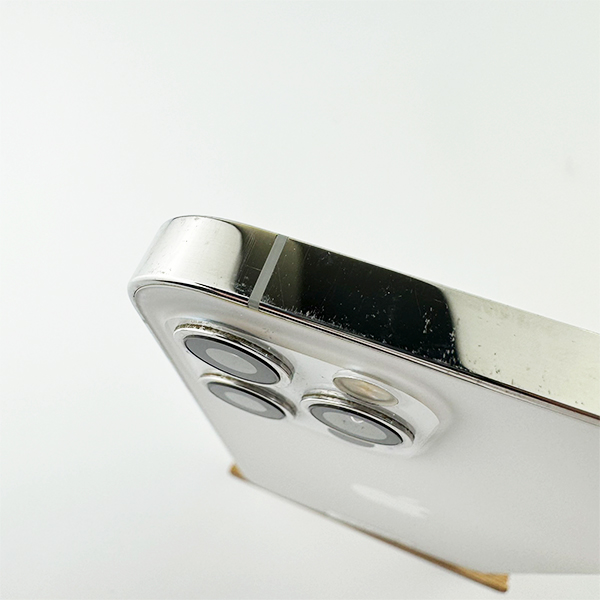 Apple iPhone 12 Pro 256GB Silver Б/У №2963 (Стан 8/10)