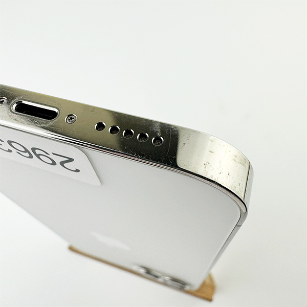Apple iPhone 12 Pro 256GB Silver Б/У №2963 (Стан 8/10)