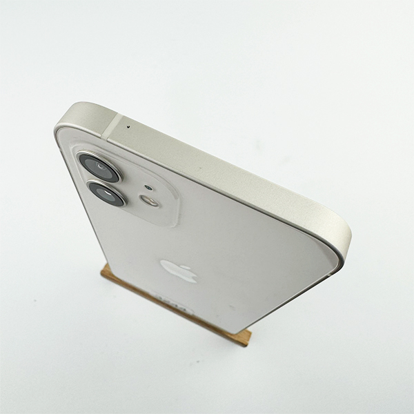 Apple iPhone 12 128GB White Б/У №3244 (Стан 8/10)