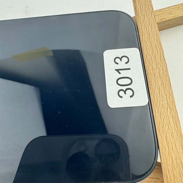 Apple iPhone 13 128GB Midnight Б/У №3013 (Стан 8/10)