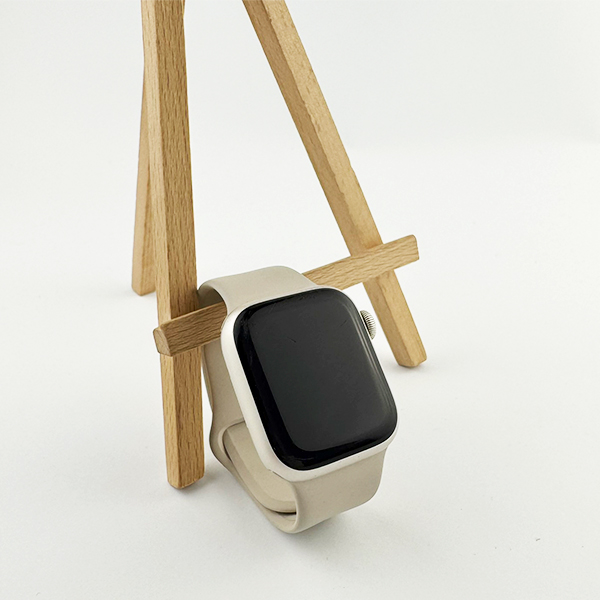 Apple Watch Series 8 41mm Starlight Б/У №3979 (Стан 7/10)