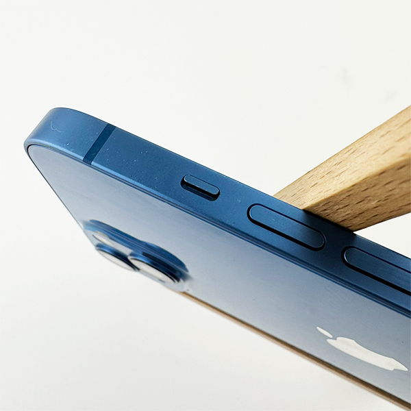 Apple iPhone 13 128GB Blue Б/У №3088 (Стан 8/10)