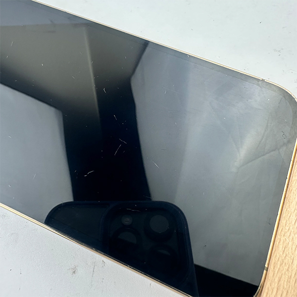 Apple iPhone 13 Pro 256GB Gold Б/У №2491  (Стан 8/10)