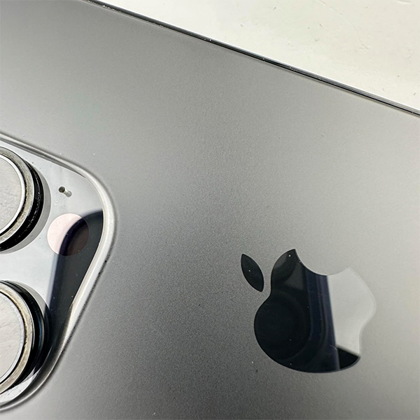 Apple iPhone 14 Pro 256GB Space Black Б/У №2493 (Стан 7/10)