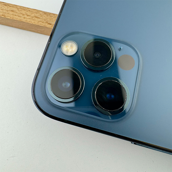 Apple iPhone 12 Pro 256GB Pacific Blue Б/У №3198 (Стан 8/10)