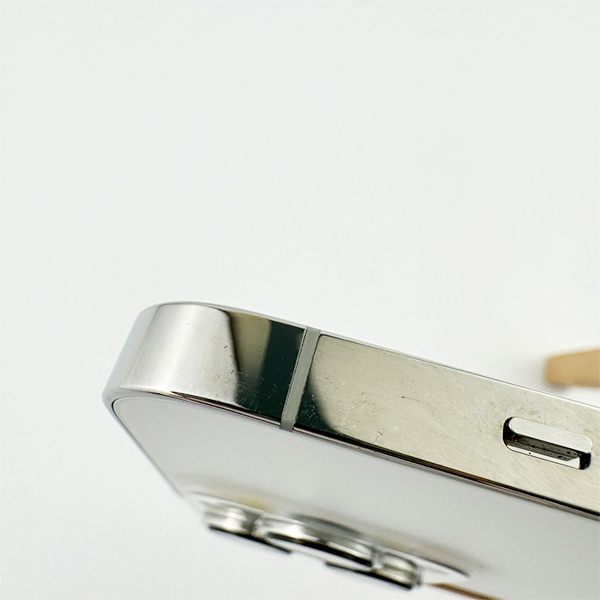 Apple iPhone 13 Pro 256GB Silver Б/У №3452 (стан 8/10)