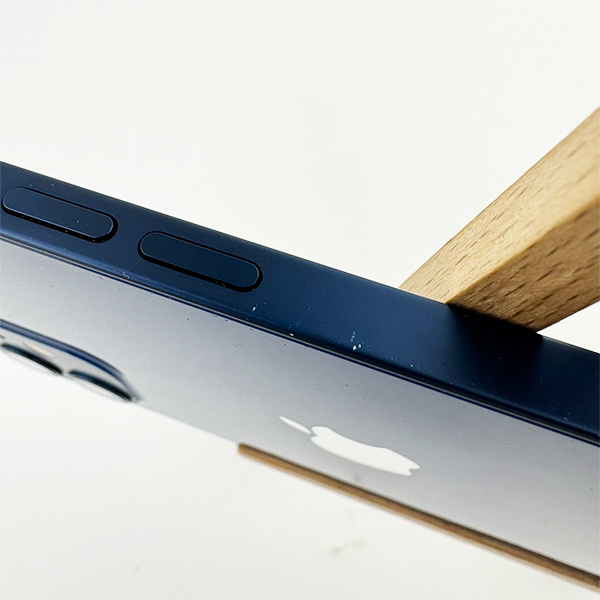 Apple iPhone 12 128GB Blue Б/У №3144 (Стан 7/10)