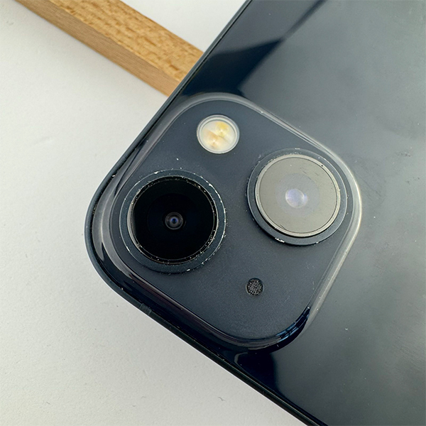 Apple iPhone 13 128GB Midnight Б/У №3143 (Стан 7/10)