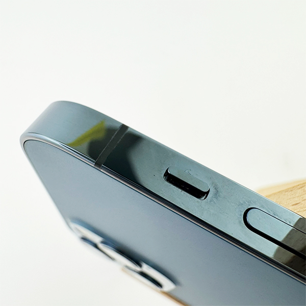 Apple iPhone 12 Pro 256GB Pacific Blue Б/У №3098 (Стан 8/10)