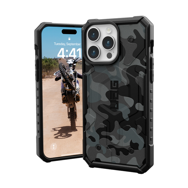 Чехол URBAN ARMOR GEAR iPhone 15 Pro Max Pathfinder SE MagSafe Midnight Camo (114303114061)